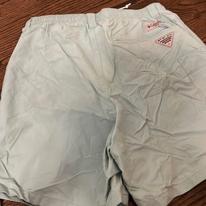 Columbia fishing/ swim trunks PFG men’s medium